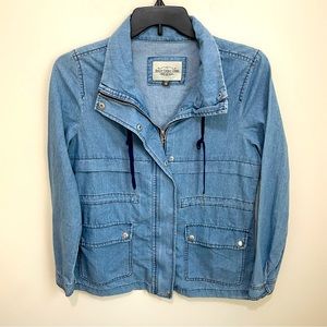 Ashley Vintage Charm Soft Shirt Denim Jacket Waist Cinch Soft Shacket M